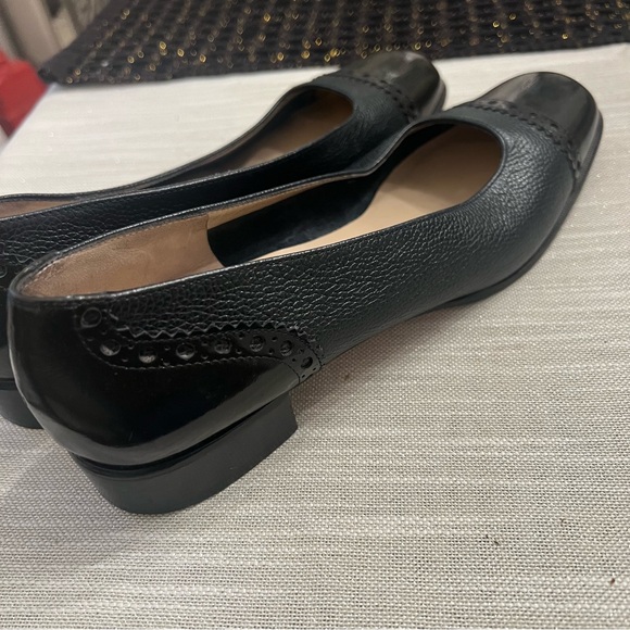 Salvatore Ferragamo Navy Cap Toe Leather Loafer Heels 9A - Picture 12 of 13